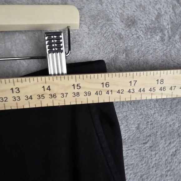 J. Jill Black Ankle Cropped Pants - Picture 3 of 7